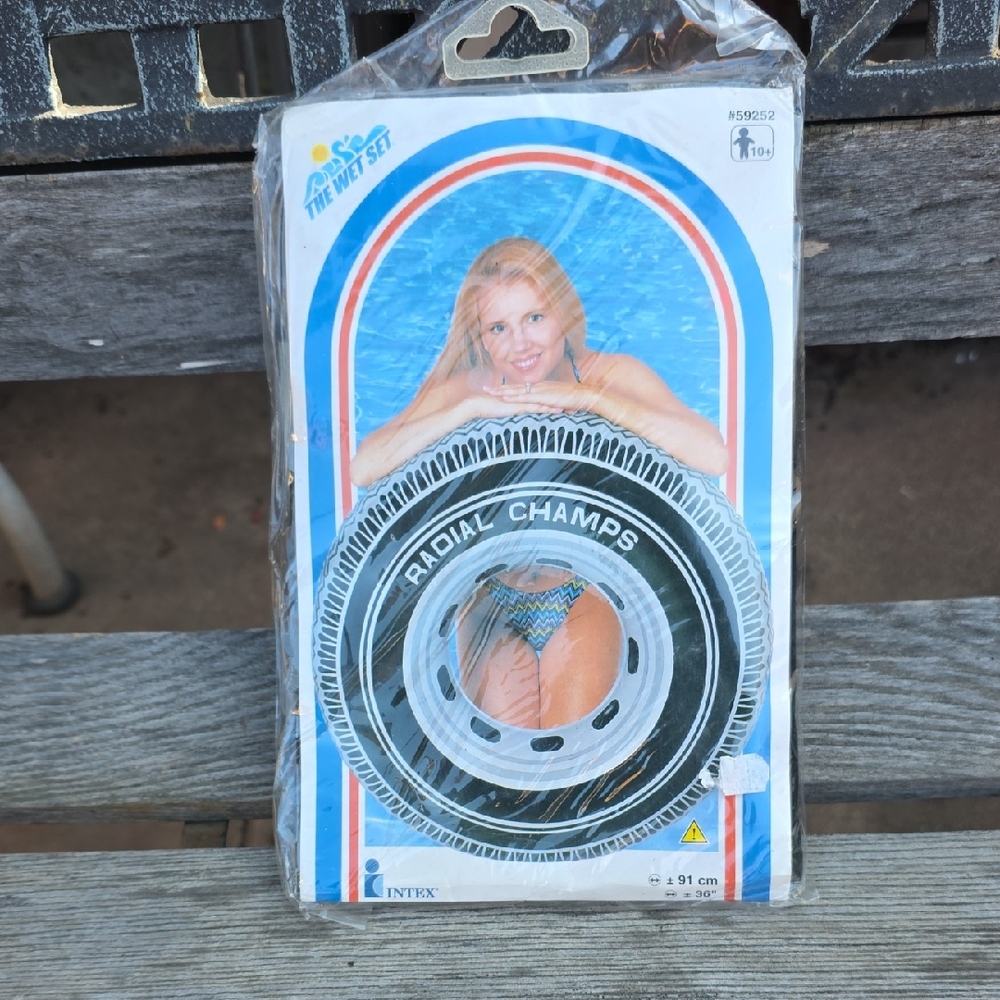 Radial Champs Inflatable Pool Ring - Black and White
